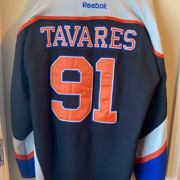 VINTAGE New York Islanders 2014 TAVARES Jersey L - Picture 2 of 4